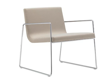 LINEAL COMFORT BU0596 - Sled base stackable easy chair with armrests by Andreu World - view 2